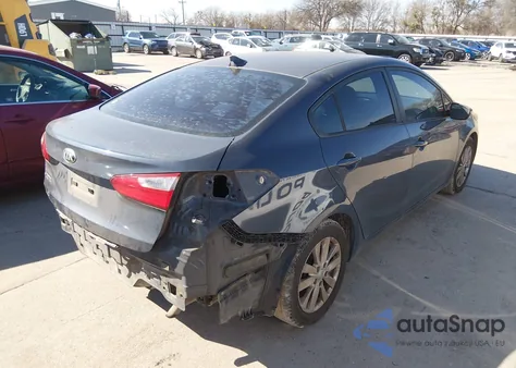 2015 Kia Forte Lx z USA, uszkodzony, nr VIN KNAFX4A6XF5366816